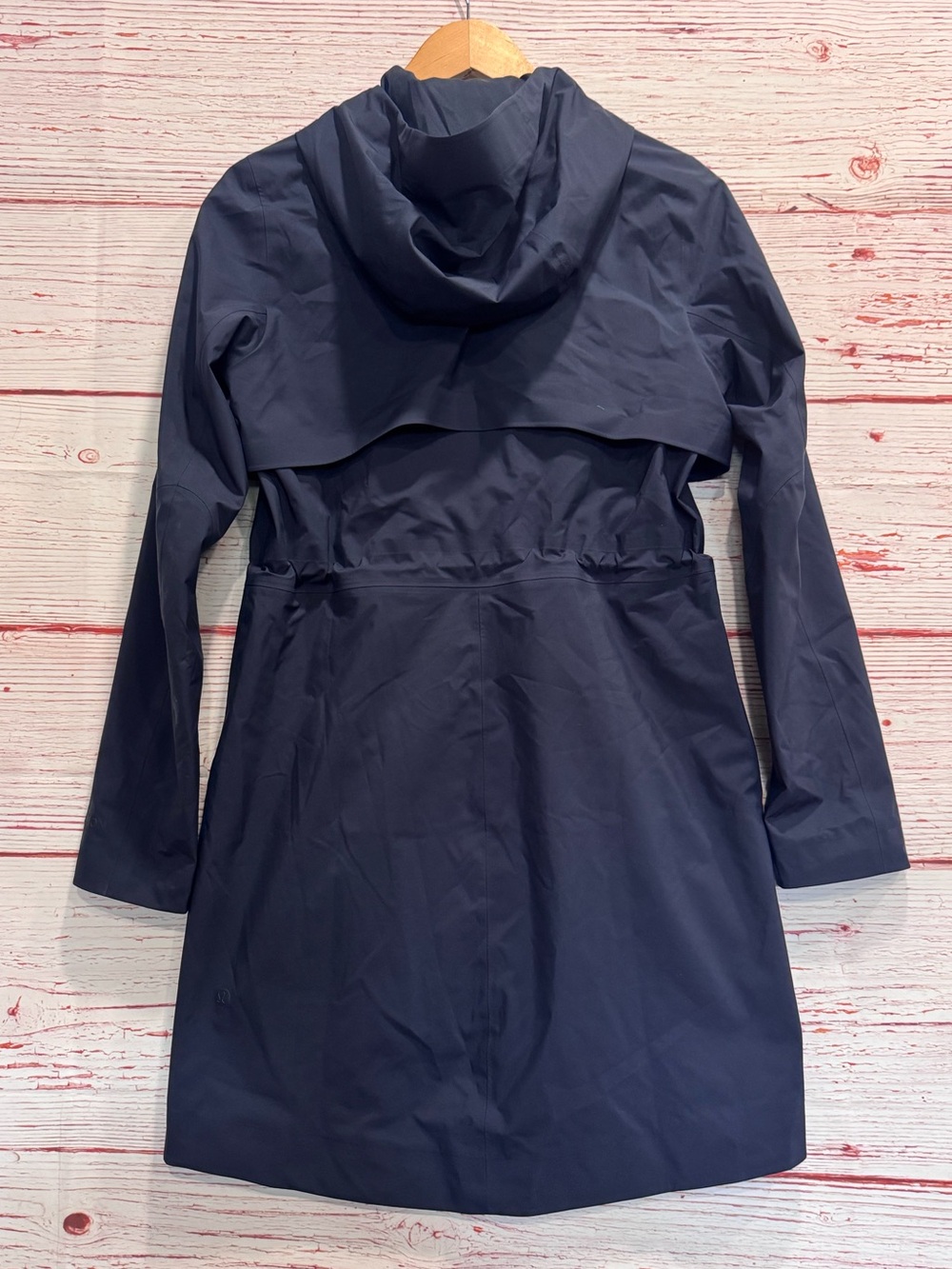 Lululemon Rain Rebel Jacket in True Navy Sz 4 - Picture 9 of 12
